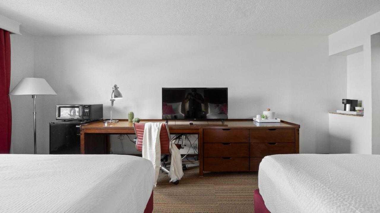 315 Loso Hotel Airport Charlotte Eksteriør bilde