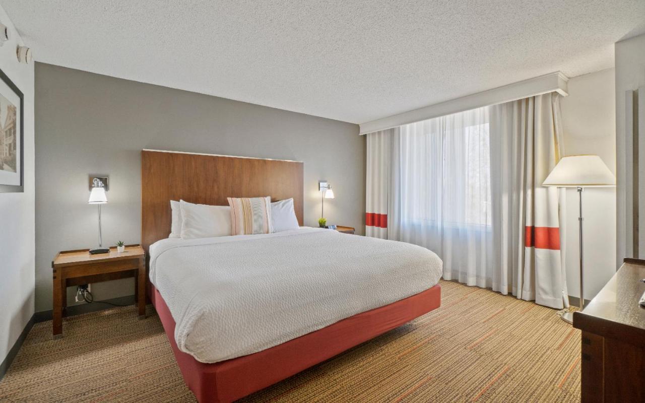315 Loso Hotel Airport Charlotte Eksteriør bilde