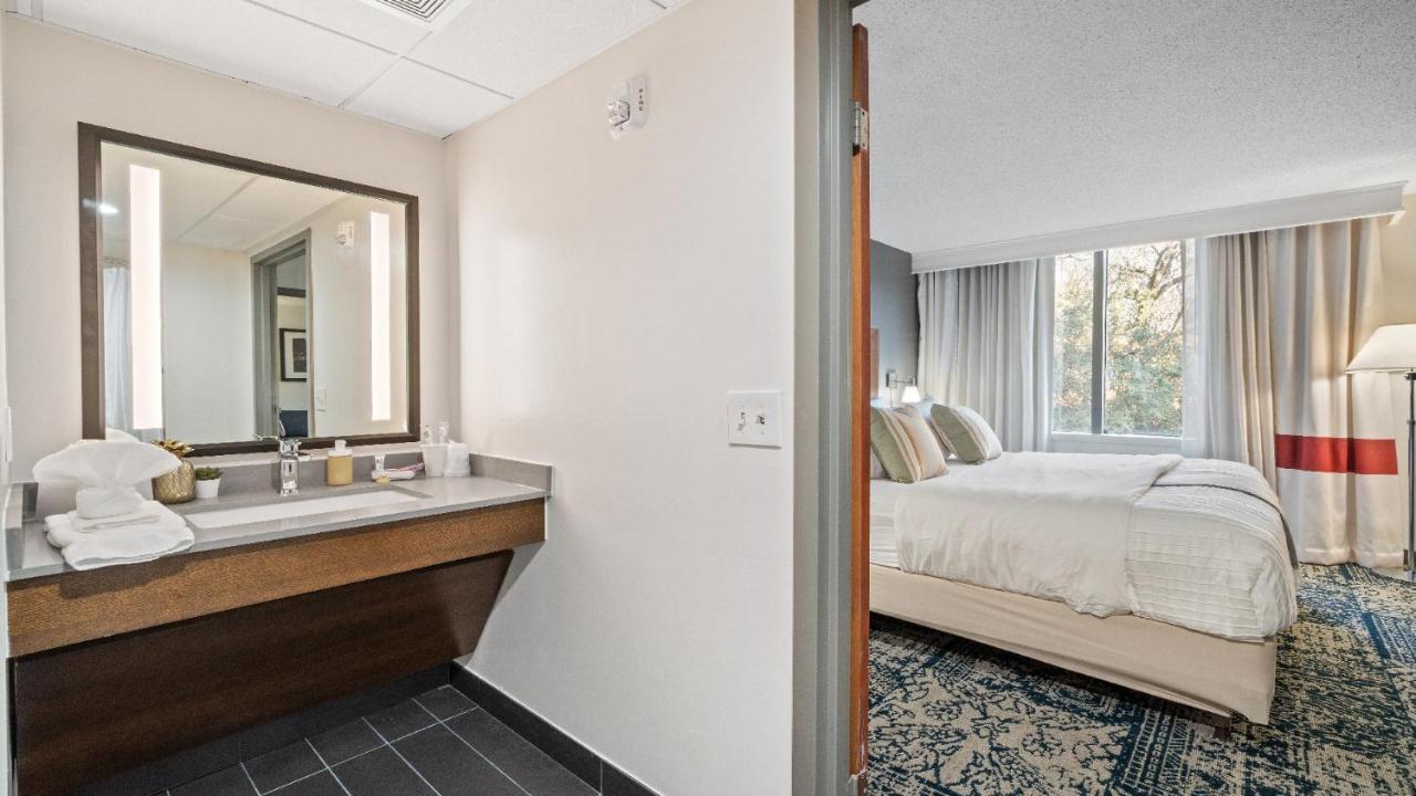 315 Loso Hotel Airport Charlotte Eksteriør bilde